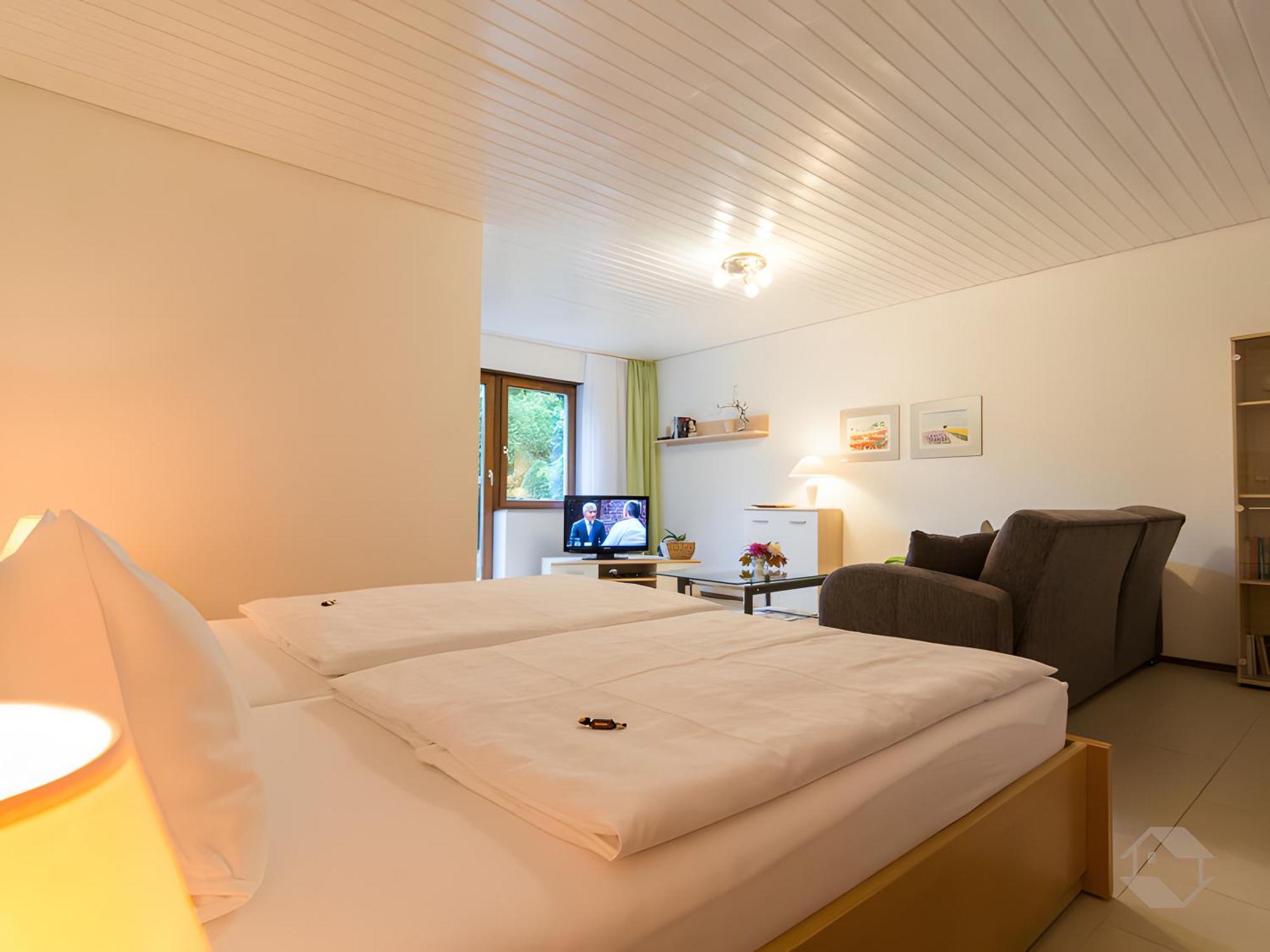 Appartamento Haus Bergfrieden Bad Herrenalb Esterno foto